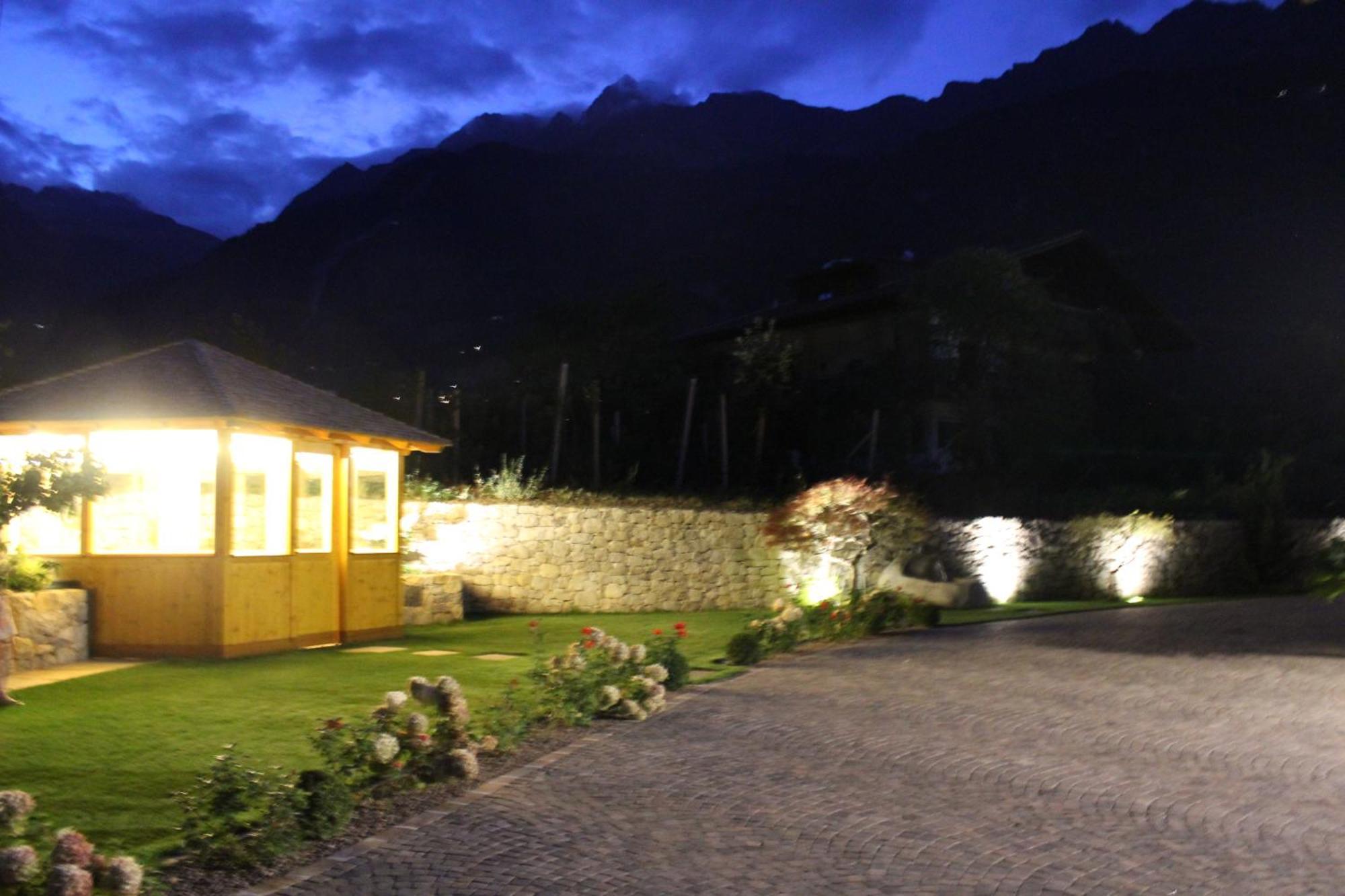 Appartementhaus Tratter Лагундо Экстерьер фото